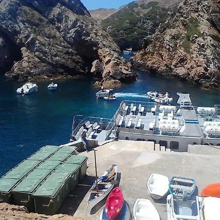 홈스테이 Casinha Pestana, Quartos Com Vista Fantastica O Mar Atlantico E Ilhas Berlengas *
