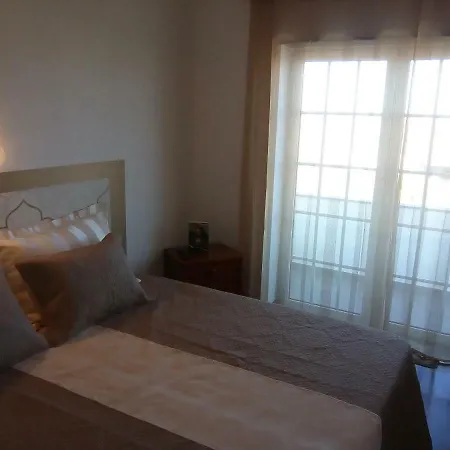 홈스테이 Casinha Pestana, Quartos Com Vista Fantastica O Mar Atlantico E Ilhas Berlengas 페니케