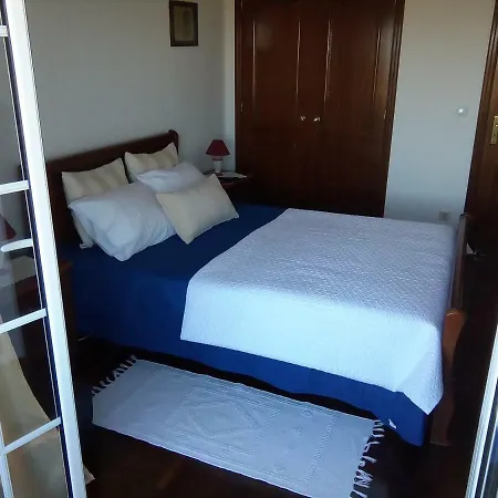 Casinha Pestana, Quartos Com Vista Fantastica O Mar Atlantico E Ilhas Berlengas 홈스테이 *